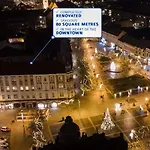 Square 16 - Absolutely Location