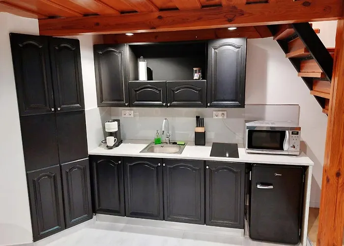 Square 16 - Absolutely Location Apartment *